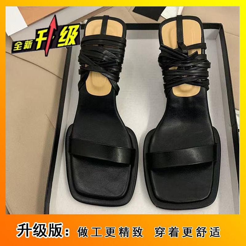 French niche thin fairy style high heels 2025 summer new popular cross-strap thick heel sexy sandals