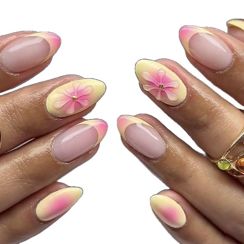 Blush Gradient 3D Flower French Yellow False Nails (24-Piece Set) - European & American Style Wearable Nail Art