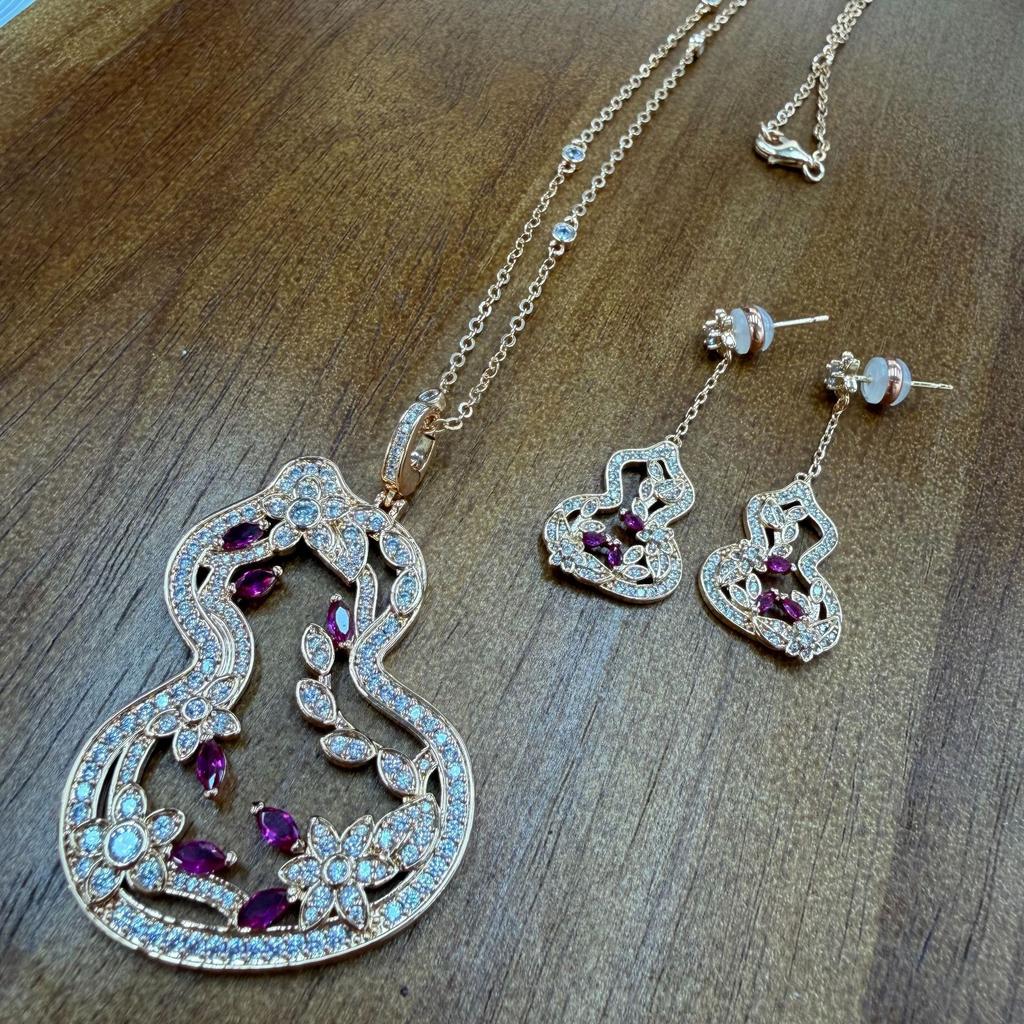 Medieval Style Flower Vine Red Lace Gourd Necklace Ruyi Hollow Collarbone Chain Hair Ruyi National Style