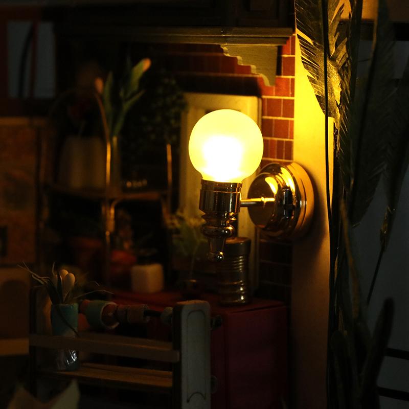 1/12 Dollhouse Round Wall Lamp Led Bedside Light Dollhouse Furniture Decoration Dolls House Living Scene Decor Accessories