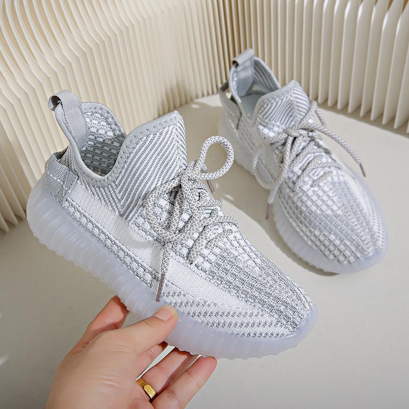 New Coconut Shoes, the Same for Men and Women, Summer Breathable Fly-woven Shoe Covers, Casual Sports Shoes, Couple Mesh Shoes