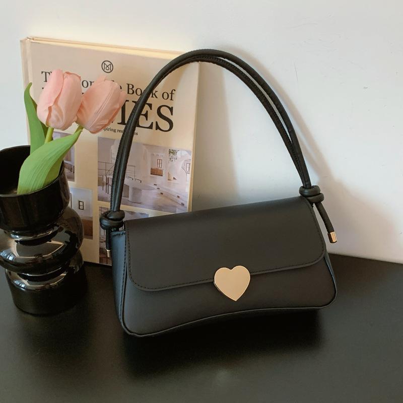 

Сумка-багет 2025 новая мода любовь маленькая квадратная сумка французский нишевый дизайн высокая ценность сумка-мессенджер чёрный