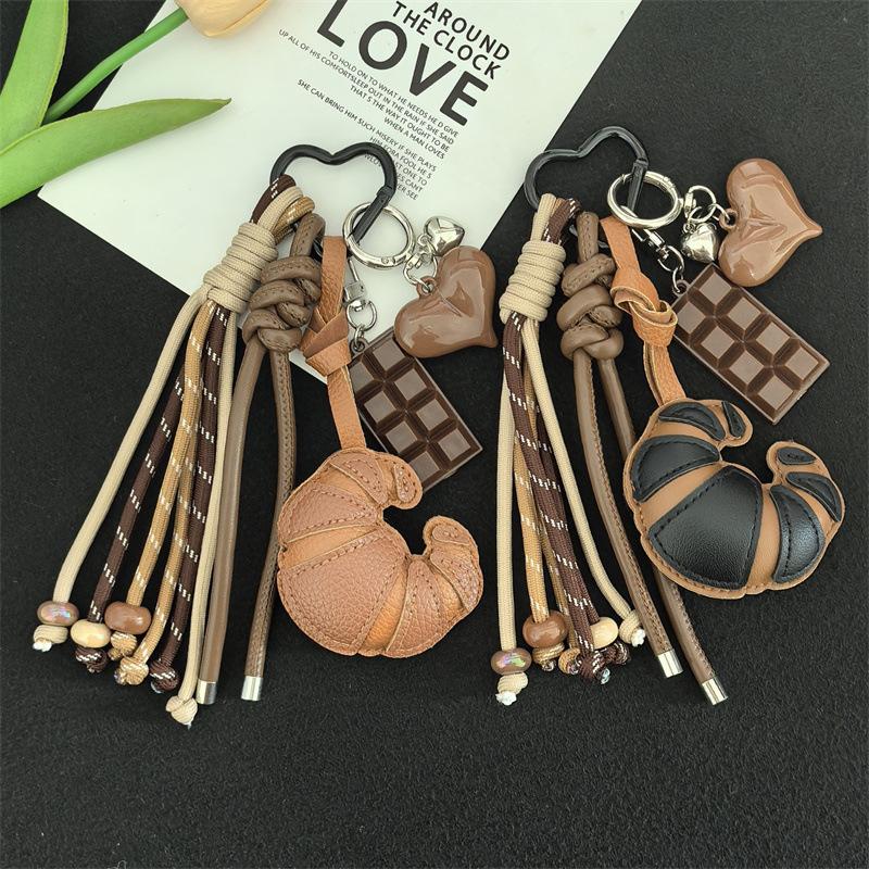 Trendy Croissant Woven Rope Keychain Creative Versatile Keyring Bag Pendant Y2K Vintage Pu Leather Key Hanging Decoration Gifts