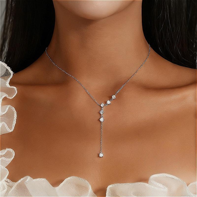 French Style 925 Silver Luxury High-End Y-Shaped Tassel Pendant Necklace with Moissanite on an Elegant Link Chain