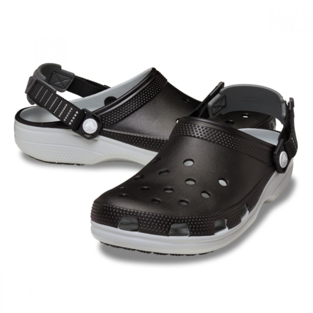 

Crocs Unisex Classic Turbo Clog 211287 001 M12(300)