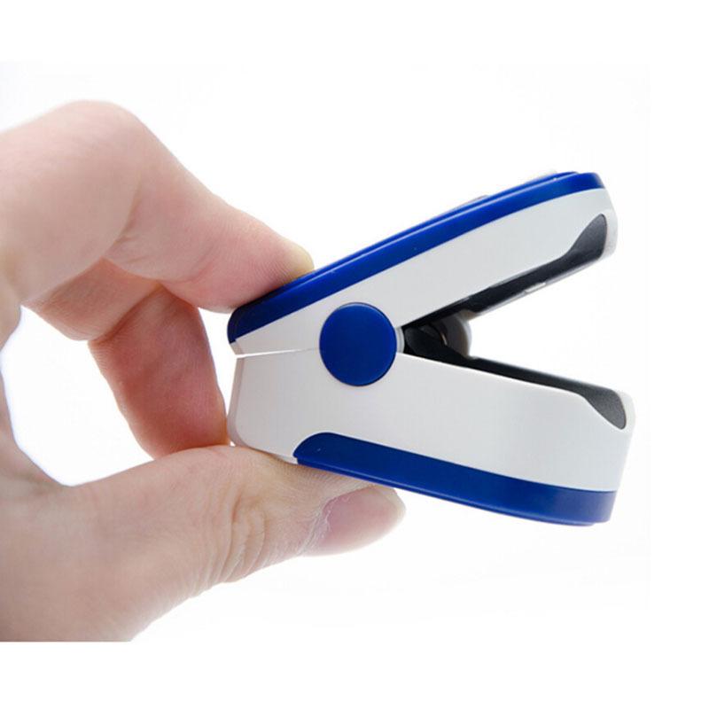 Fingertip Pulse Oximeter Portable Finger Pulse Oximeter Blood Oxygen Saturation Monitor Digital Screen Heart Rate Healthcare