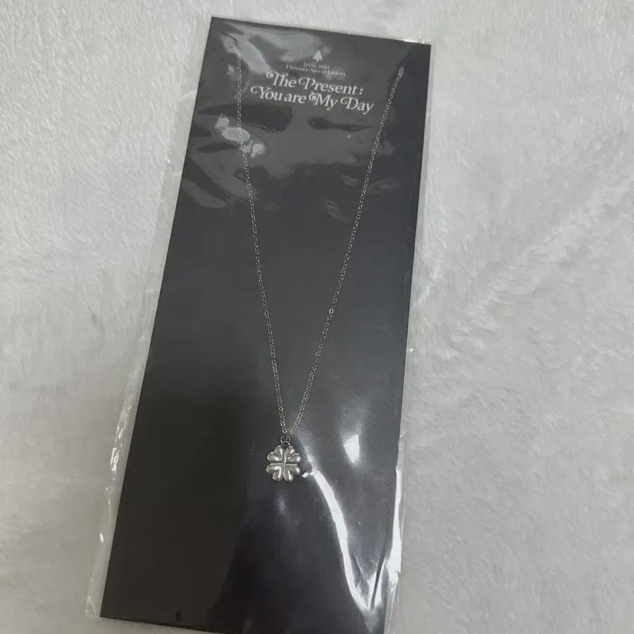 

Day6 Necklace