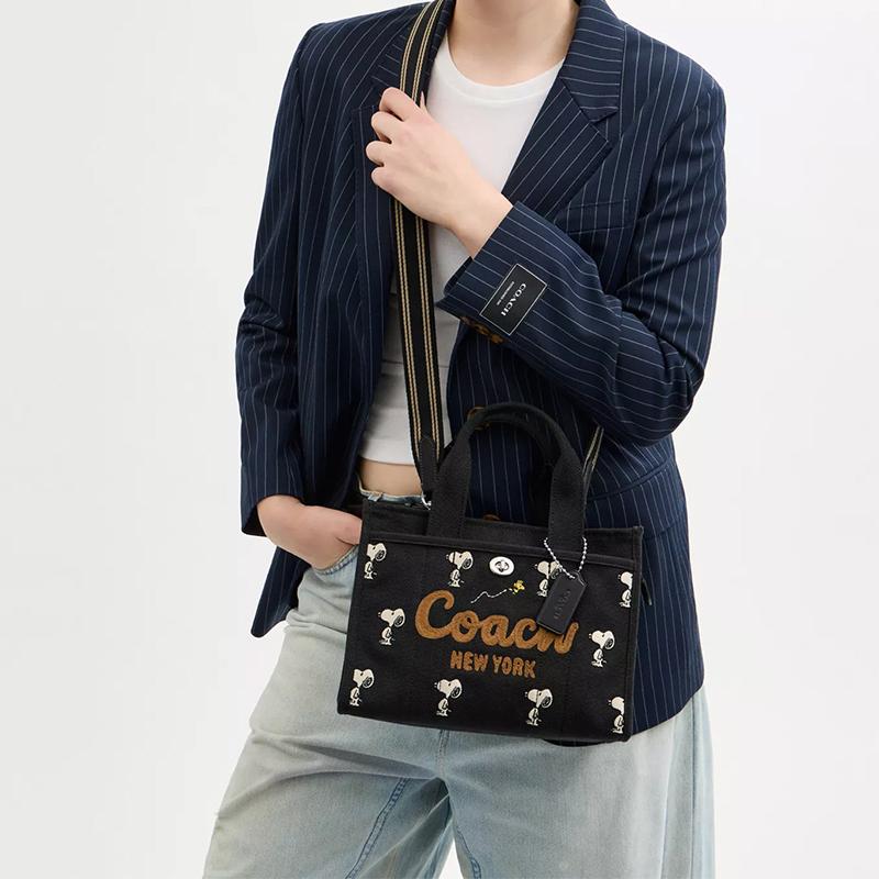 Coach X Peanuts Snoopy Collaboration Cargo 26 Tote Bag Women Tote Black CBF70-SVA47