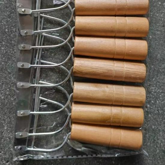 

Durable Old-Fashioned Kitchen Peeler for Sweet Potatoes, Winter Melons, Cucumbers, Pumpkins, and More Wood Handle