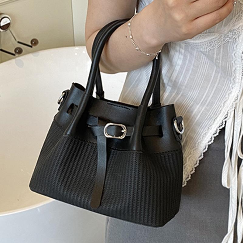 Niche portable bucket bag women's 2025 new trendy summer fashion versatile texture striped vegetable basket messenger bag