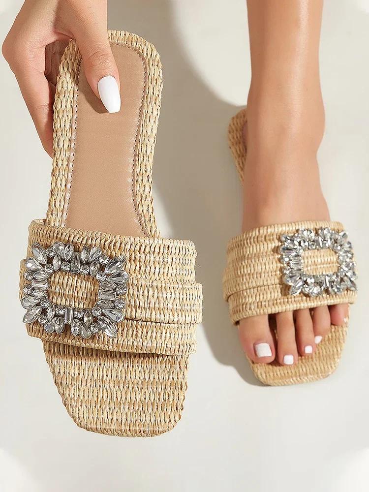 

Fashion 2025 Summer Casual Fashion Square Headed Cane Knitted Flat Heels for Women Slippers Flat Bottom Crystal Sandals Beach Slides 43 абрикосовый