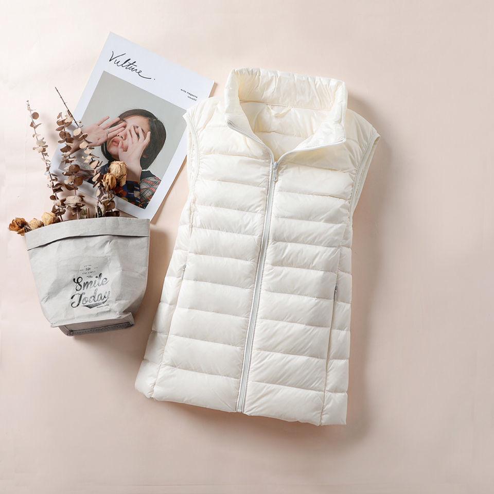 Women's Lightweight Down Vest, Korean Style, Stand-Up Collar, Slim-Fit, Sleeveless Jacket for Autumn and Winter.