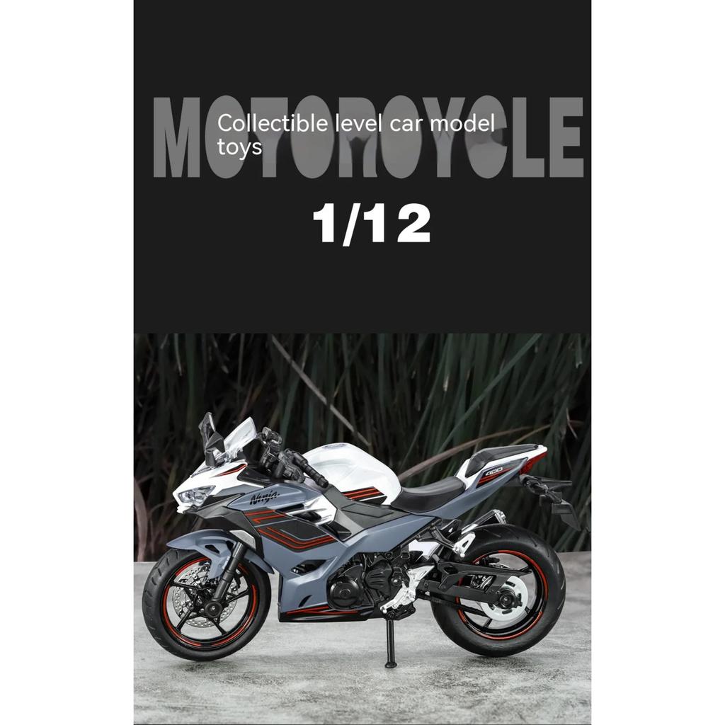 1/12 Kawasaki Ninja400 Motorcycle Die-cast Model - Sound & Light Effects - Authentic Details - Fun for Kids & Motorcycle Lovers