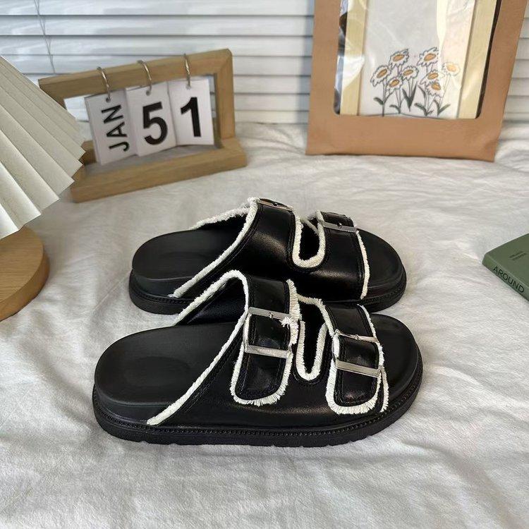 Thick-soled slippers women's soft-soled non-slip 2025 outer wear one-word drag new summer Internet celebrities heightening fashion cool slippers women