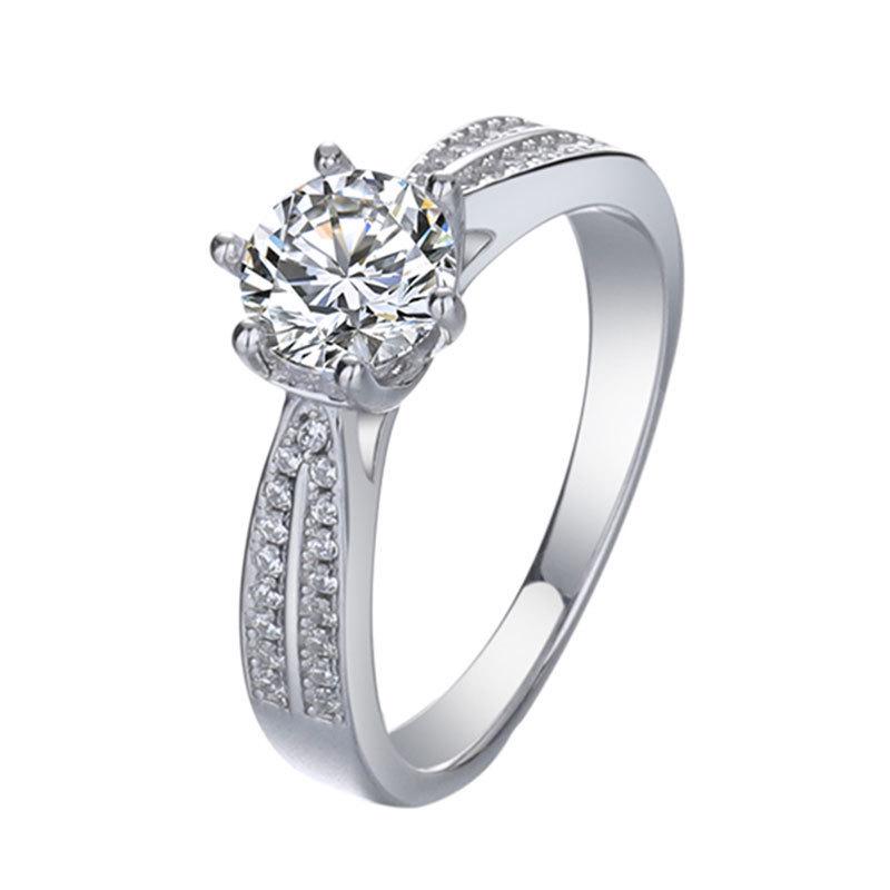S925 Sterling Silver Starlight Queen Moissanite Ring: Exquisite, Fashionable, High-End Jewelry