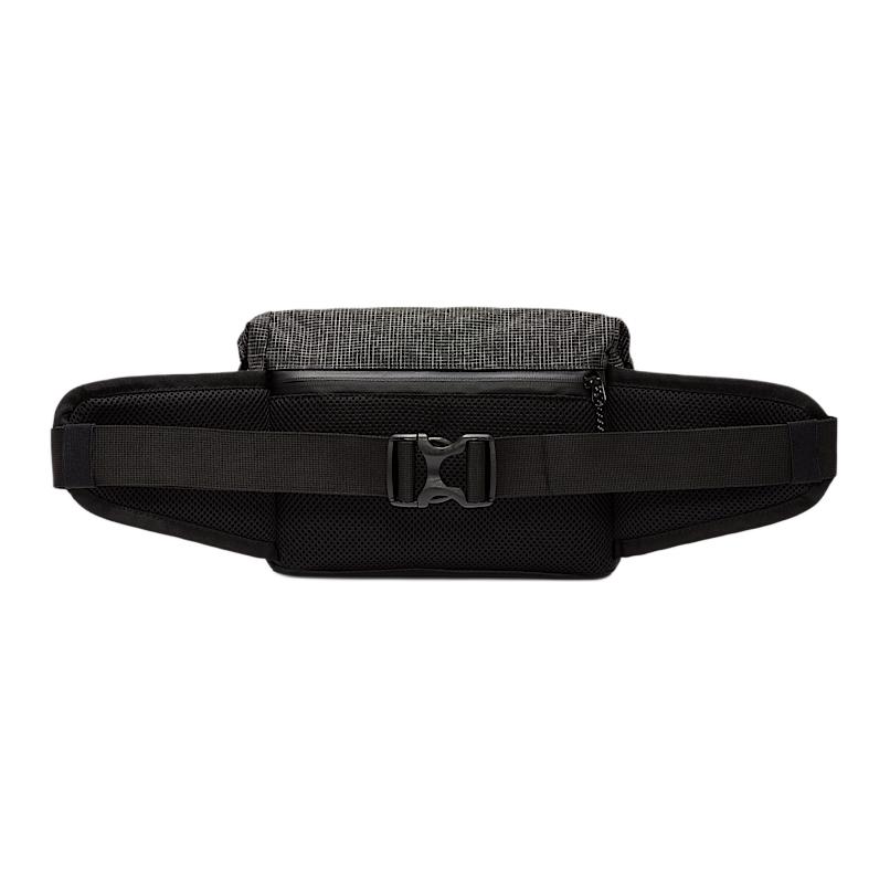 Nike ACG Aysén Borsa da vita in tessuto sportiva casual con fibbia magnetica Borsa da vita unisex Nero Metallico-Argento DV4051-011