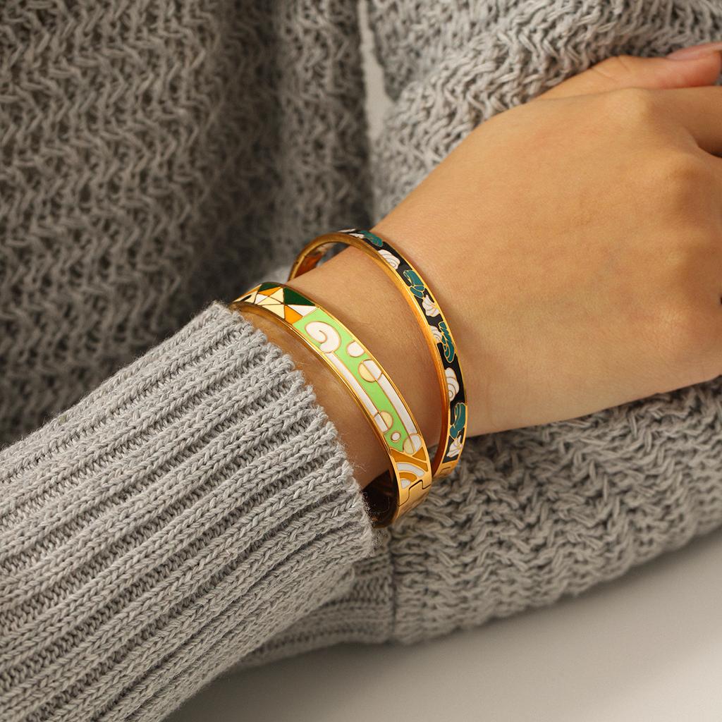 Stainless Steel Oil-drop Bangle, European and American Retro Colorful Enamel Bracelet, Versatile Design Hand Jewelry