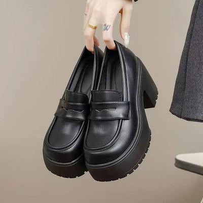 Scarpa Singola Uniforme da Donna Primavera Autunno 2025 Nuova Spicy Girl Base Spessa Versatile Tacco Alto Grande Fortuna