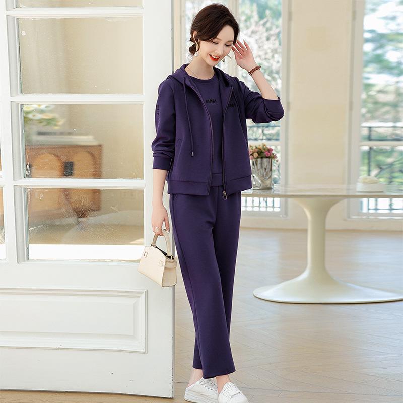 Mom's Stylish Slim-Fit Autumn Cardigan Set for Middle-Aged and Elderly