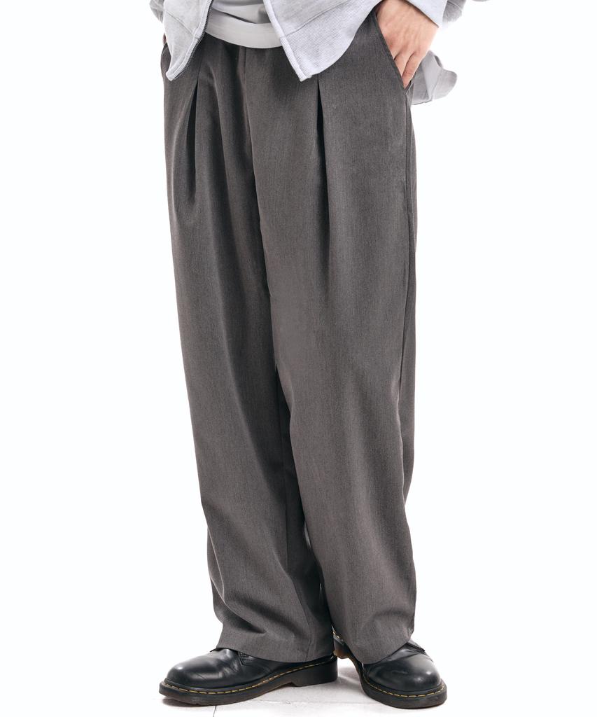 Descheuis One-Pleat Wide Fit Slacks_Charcoal