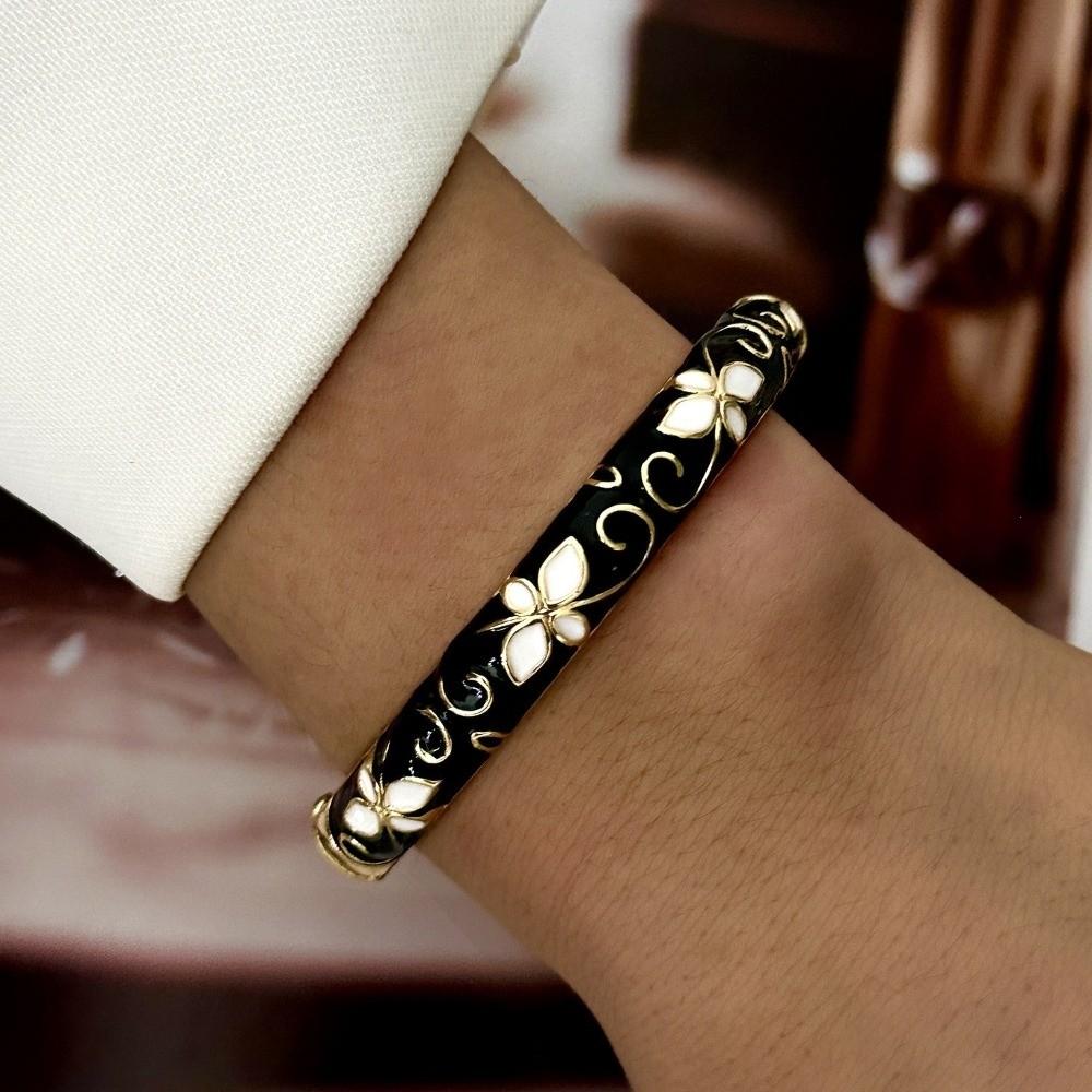 Emaille Emaille Armreif Schwarz Weiß Floral Zirkon Armband Party Schmuck Armband Party Anlass