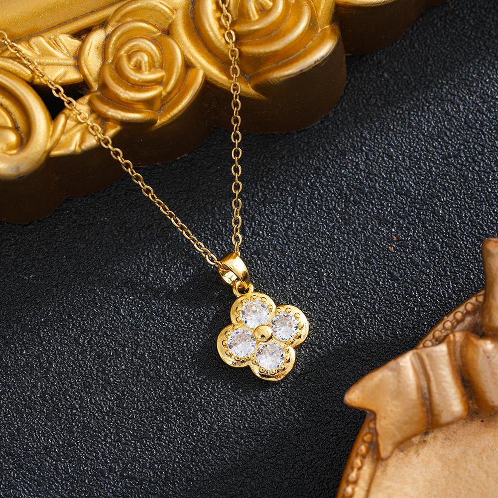 Copper Four-Leaf Clover Necklace with Multicolor Zirconia Petal Pendant and Delicate Chain