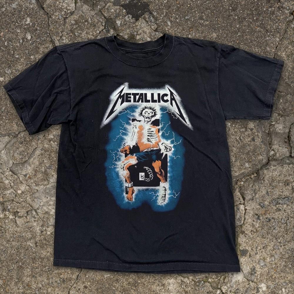

Metallica A Ride The Lightning Funny Unisex Black T-shirt Size S-5XL Unisex T-Shirt L