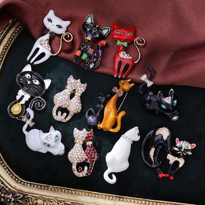 Cute Cat Brooch Female High Sense Personality Dripping Oil Kitten Corsage Suit Accessories