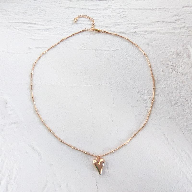 

Ожерелье Love Женское ожерелье в стиле хип-хоп Простое ожерелье из 18-каратного золота с металлической цепочкой Niche Cuban Chain Новое