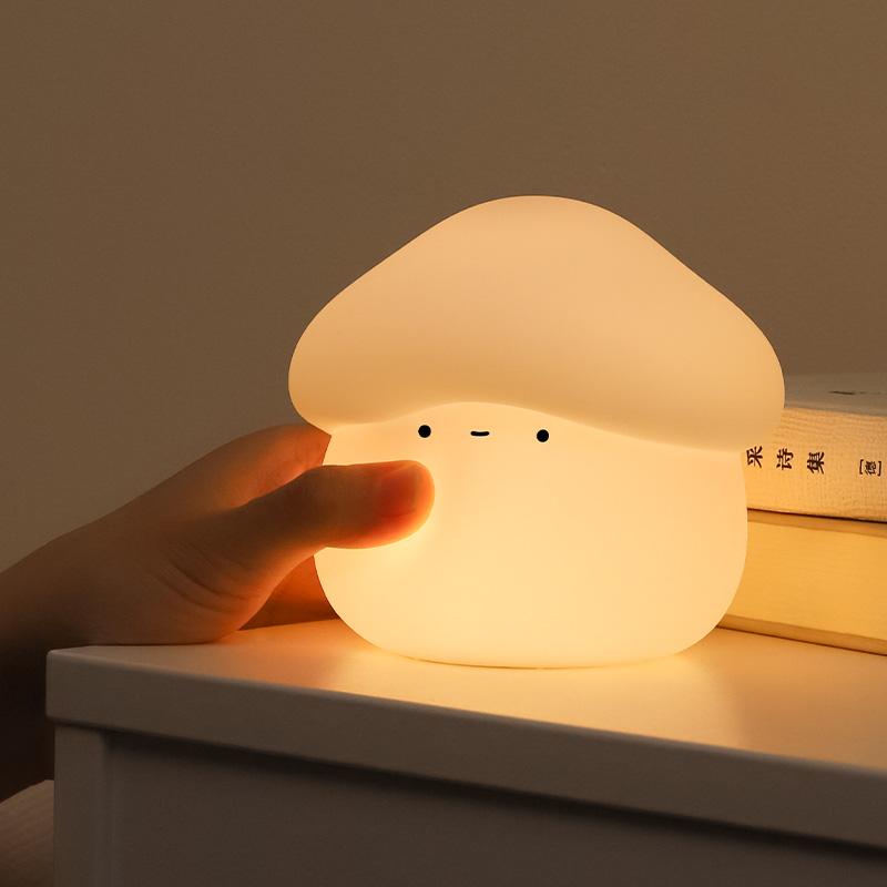 Nachtlampe für Kinder Pilz Silikon Nachtlicht Dimmbar Timer USB Aufladung Licht Raumdeko Kinder Schlafzimmer Nachttischzimmer