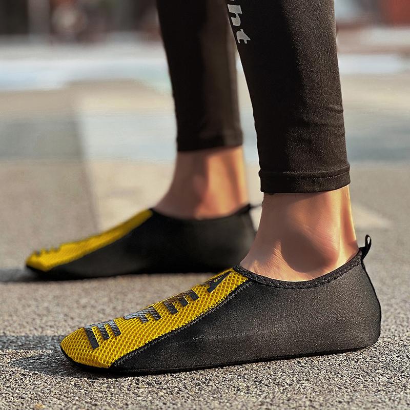 YRZL New Aqua Shoes Five-finger Swimming Shoe 36-47 Size Beach Sports Shoes Fashion Men's Fitness Shoes Couple Footwear