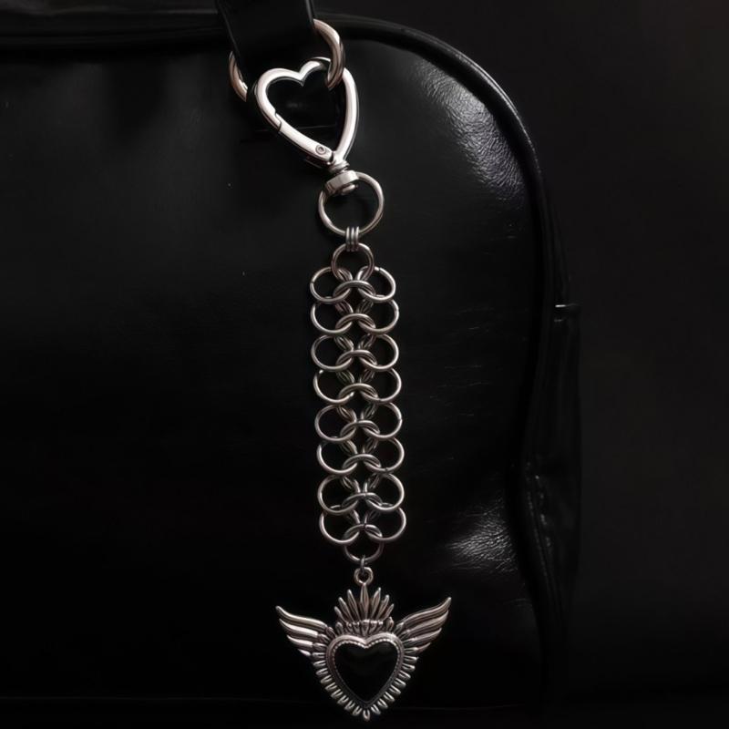 Stylish Love Heart Keychain Eye Catching Key Chain Bag Charm Decorations Fashionable Pendant for Backpacks Wallet