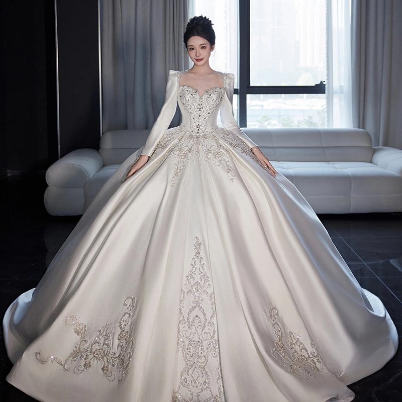 Elegant Long Sleeve Satin Wedding Dress for plus Size Pregnant Women Outgoing Vintage Slimming Winter Wear Korean Style