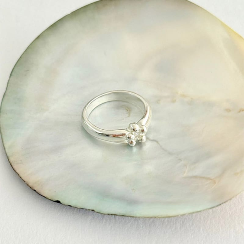NUDOOR Bloom Ring