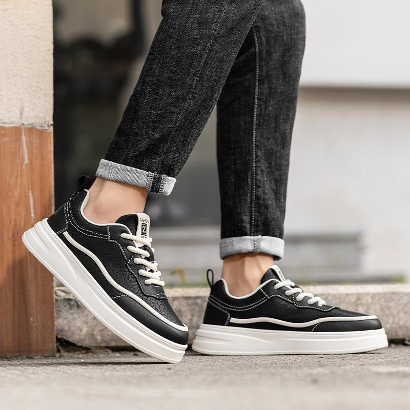 Light luxury low-top comfortable outdoor non-slip and wear-resistant skateboard shoes