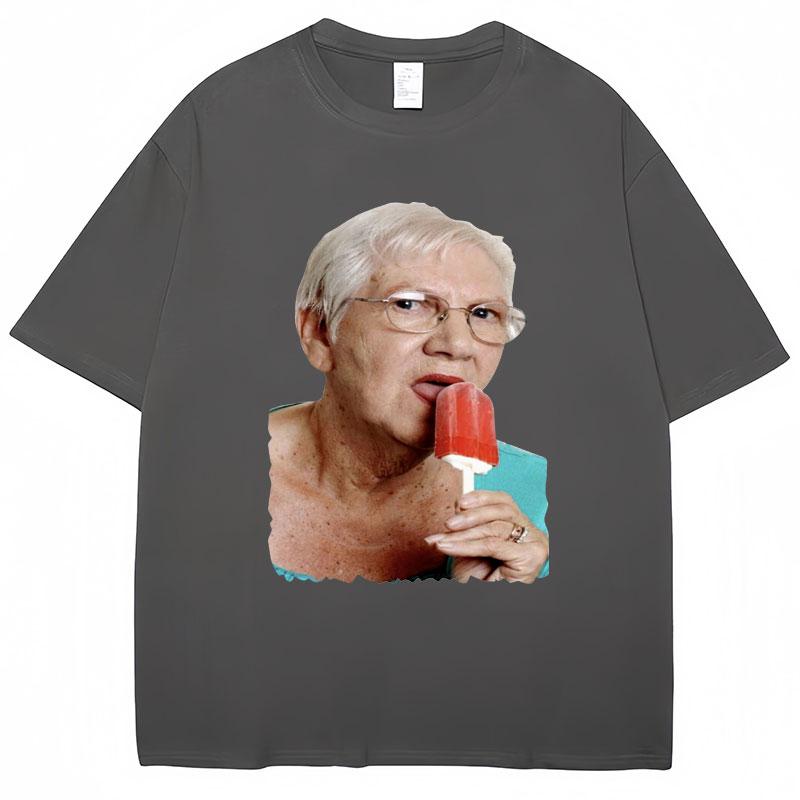Funny Grandma Licking Red Popsicle Meme T Shirt Cute Granny Ice Cream Humor T Shirts Casual Cotton Oversized Unisex Women Tshirts