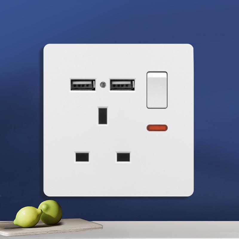 British 13A Multi-Hole Switch & Socket Panel with Type-C Fast Charge for Hong Kong & Macao
