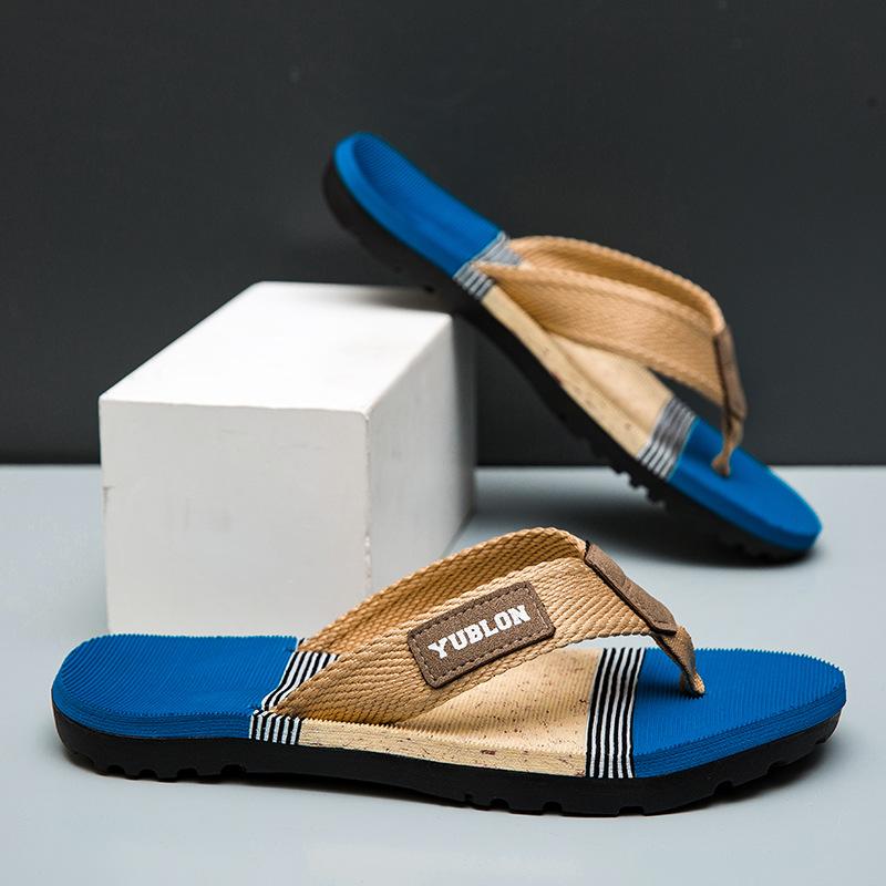 

2025 new slippers Korean version trendy beach flip-flops outdoor cool slippers Vietnamese slippers slippers 39 озеро синього кольору