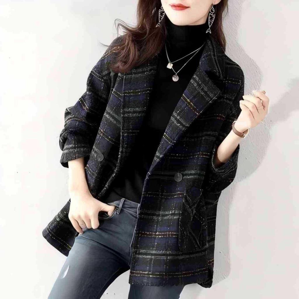 2025 Women's Mid-Length Plaid Wool Coat - Retro Loose Fit for Autumn/Winter