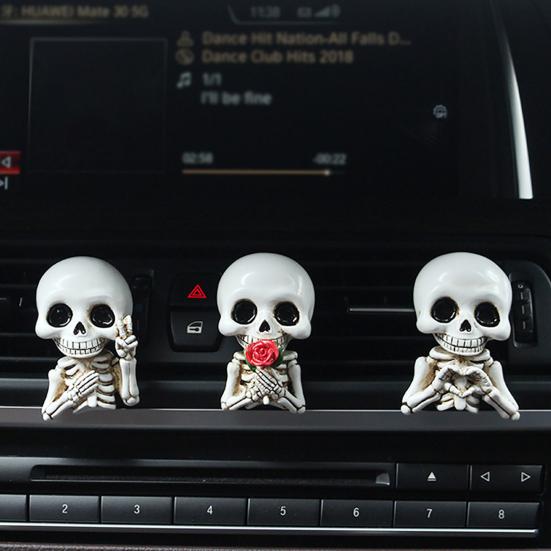 3Pcs Skull Car Air Fresheners Gothic Smiling Skull Car Vent Clip Auto Aromatherapy Diffuser Halloween Car Interior Decoration