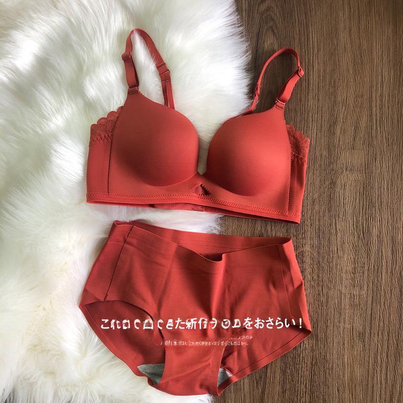 High-Quality Women's Seamless Bra Set with Japanese Light Kapok, No Steel Ring
