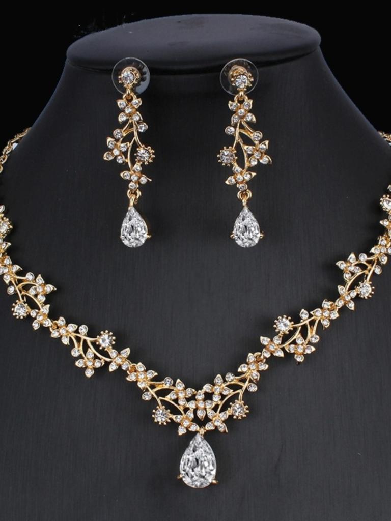 3PC Wedding Season Women's Flower Hollow Water Drop Necklace Earrings Jewelry Set Wedding Banquet Party Holiday Gift