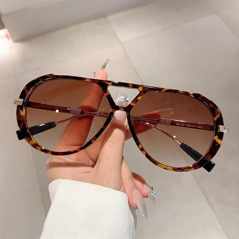 Nepolarizované Vintage Pilotné Slnečné Okuliare Módne Dvojitý Most Gradientné Viacfarebné Ležérne Okuliare Dámske Trendy Luxusný Dizajn Slnečné Okuliare