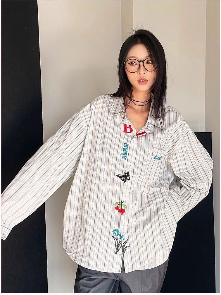 Unisex Retro Striped Long-Sleeve Embroidered Shirt: Versatile Casual Wear for Spring & Autumn