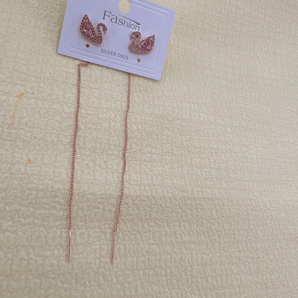 Trendy Rose Gold Tassel Earrings with Pink Swan Design for Women