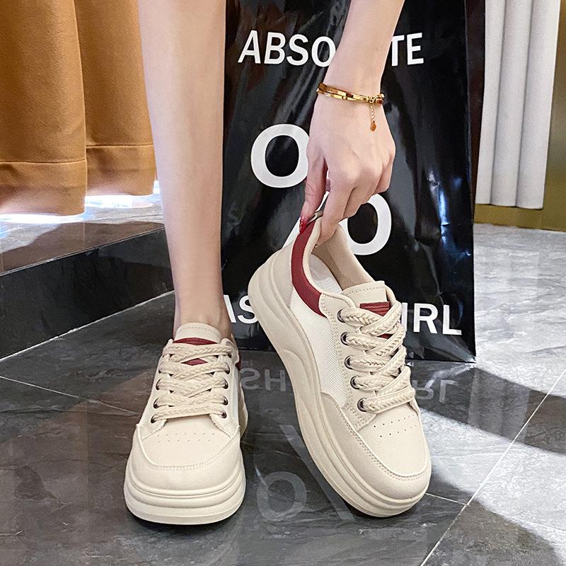 2025 little white shoes women's summer new Korean version ins female students casual network versatile board shoes street shot YB7302