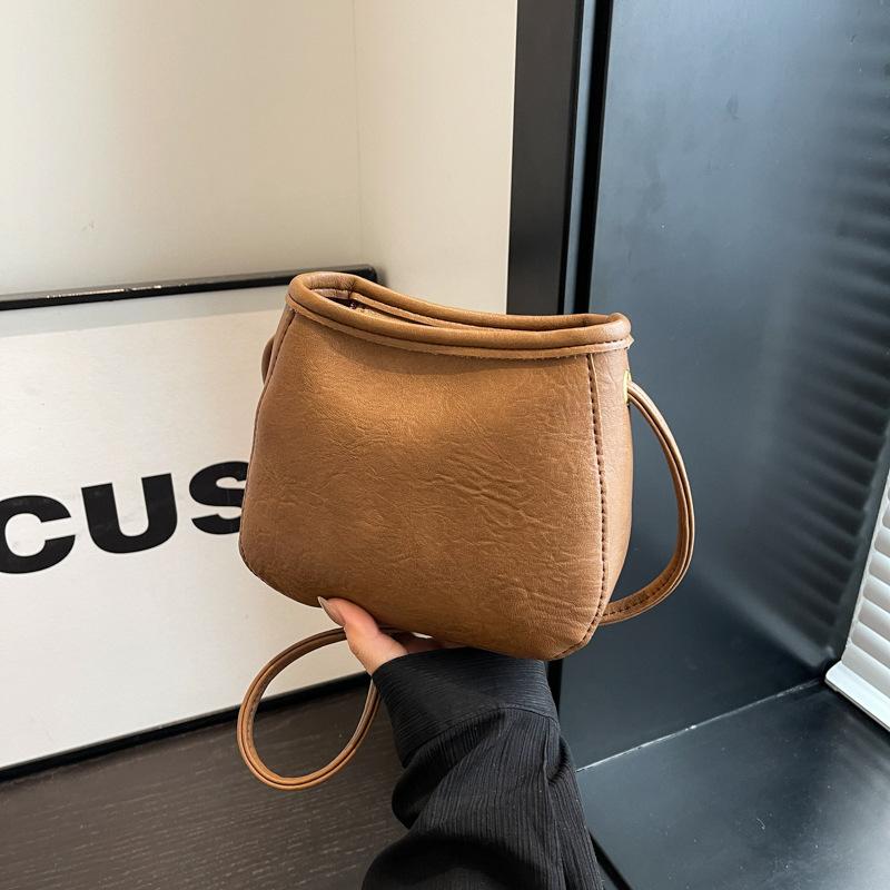 Tasche Premium Vielseitige Beuteltasche Herbst und Winter Neue Nische Damen Retro Schulter Crossbody Tasche