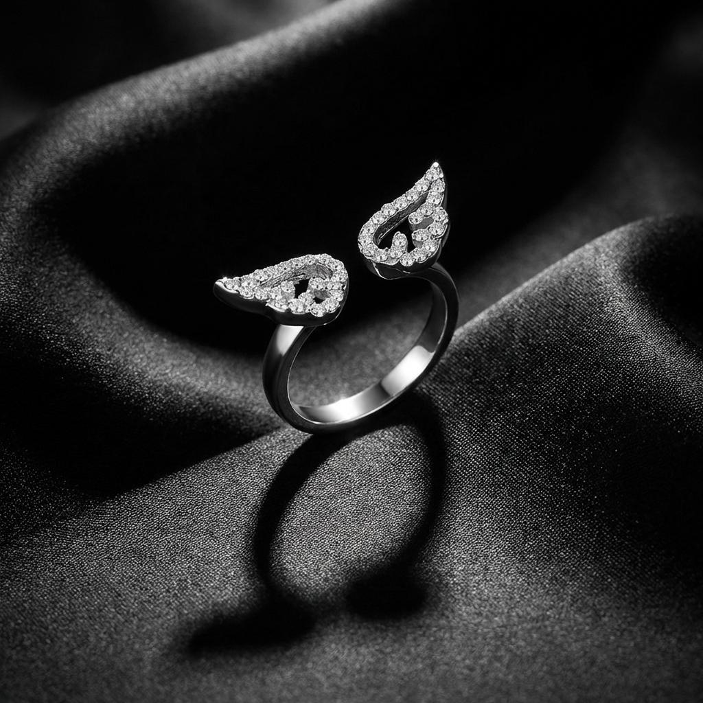 Romantic Sweet Angel Wings Ring for Women Simple Rhinestone Silver Color Adjustable Finger Ring Versatile Party Wedding Jewelry