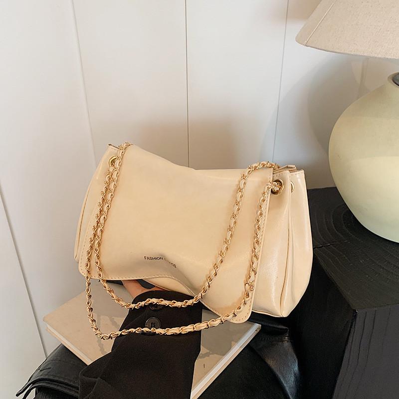 Fashionable Vintage Womens Underarm Bag In Multiple Colors For Everyday Use