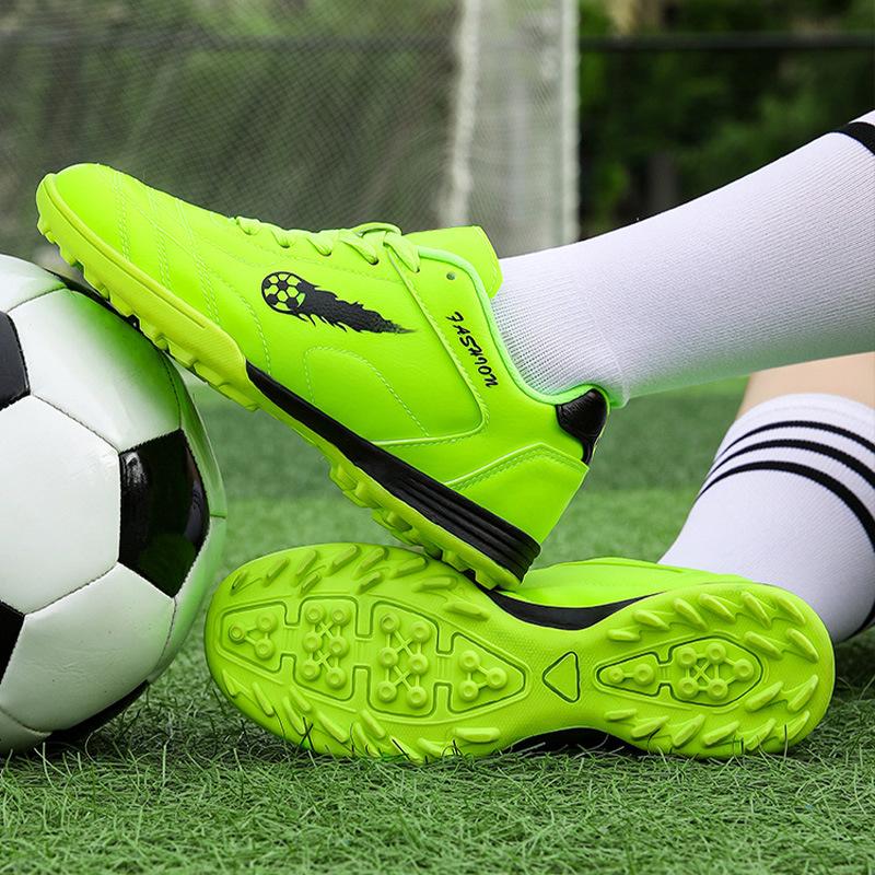 Boys Large Size Autumn and Winter New Leather Outdoor Sports Football Shoes Girls Soft and Lightweight Running Shoes